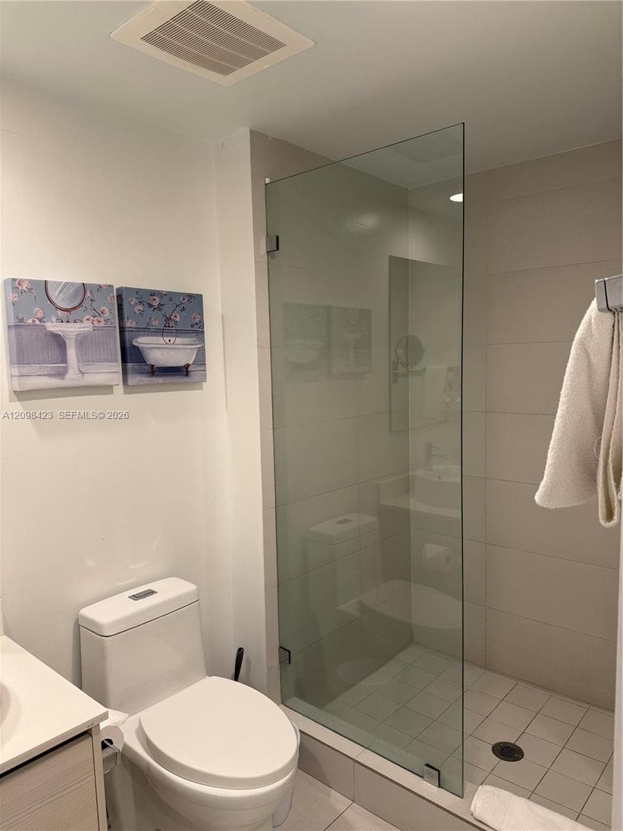 2602 E Hallandale Beach Blvd R2203 photo 25