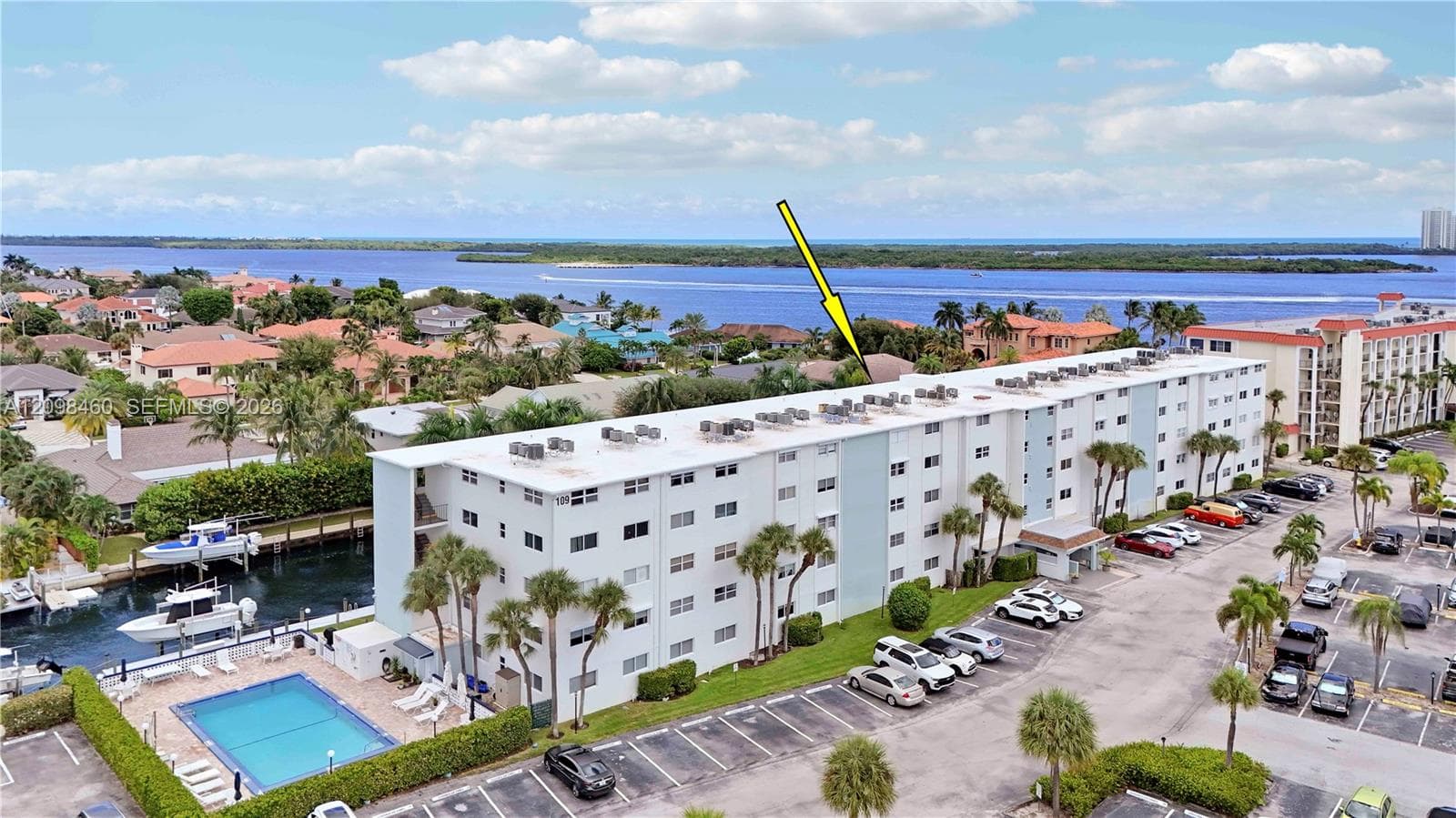 109 N Paradise Harbour Blvd 406 photo 1