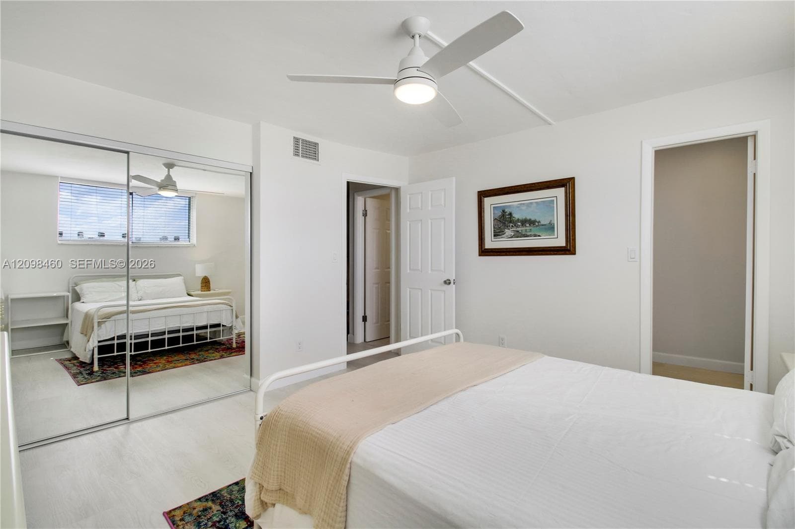109 N Paradise Harbour Blvd 406 photo 20