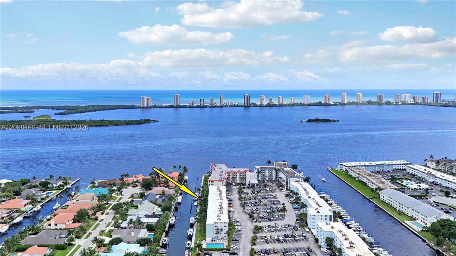 109 N Paradise Harbour Blvd 406 photo 4