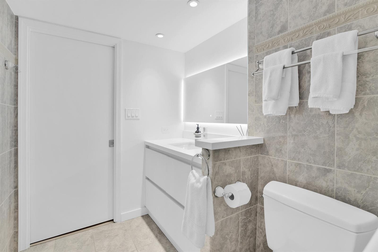 500 S Ocean Boulevard 1108 photo 23