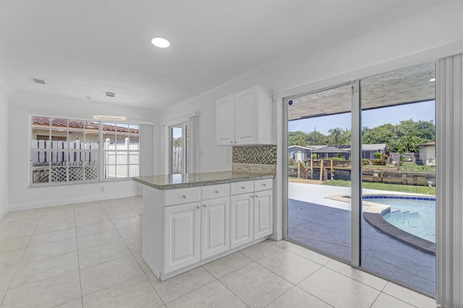 1820 NW 33RD Street photo 5