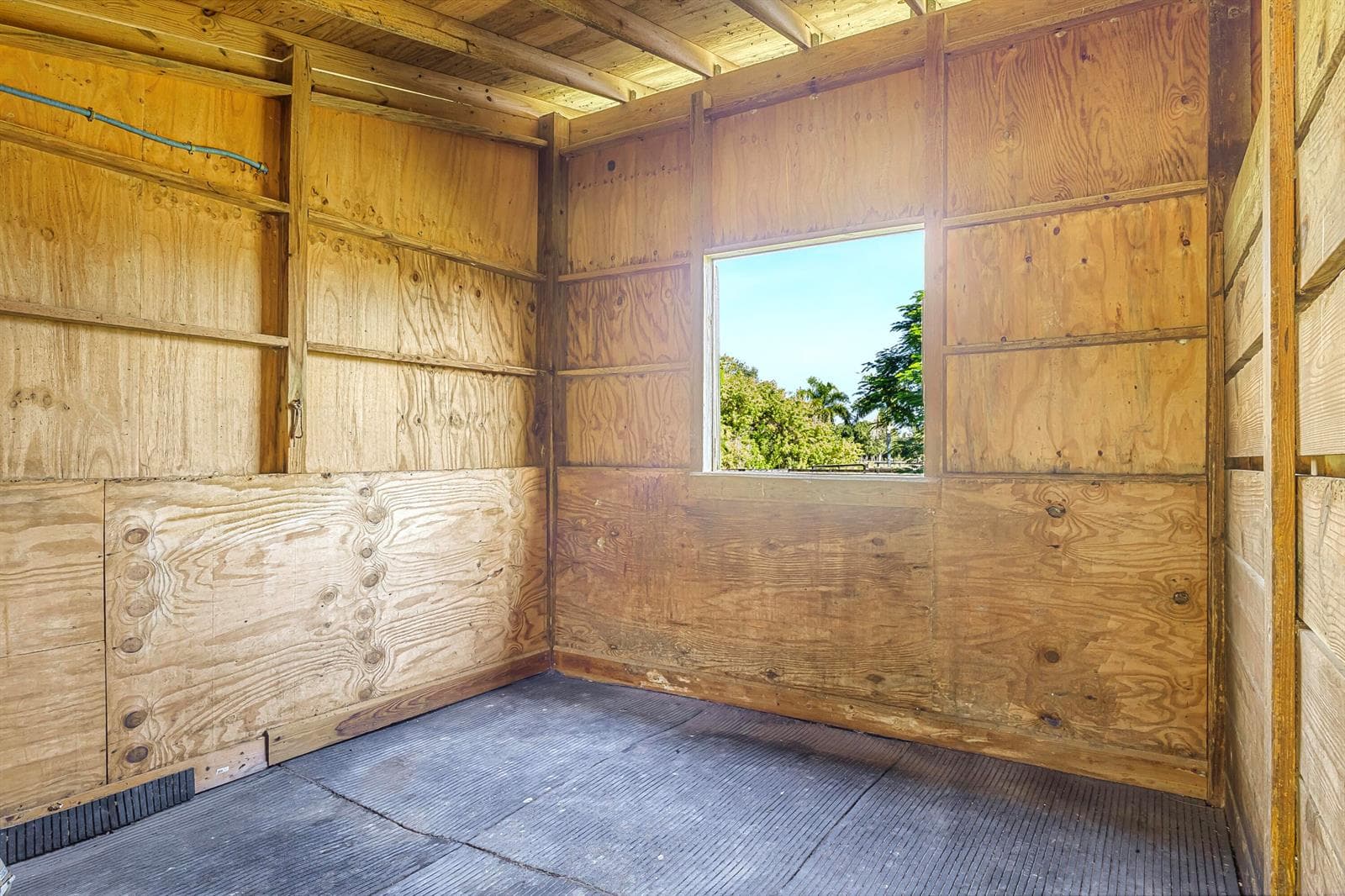 16693 Deer Path Lane photo 10