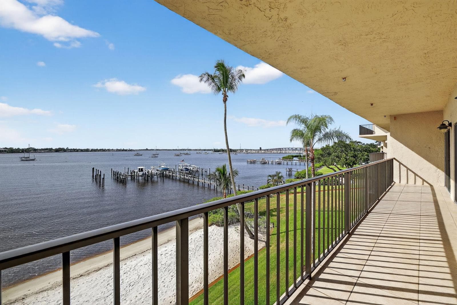 624 SW SAINT LUCIE Crescent 308 photo 12