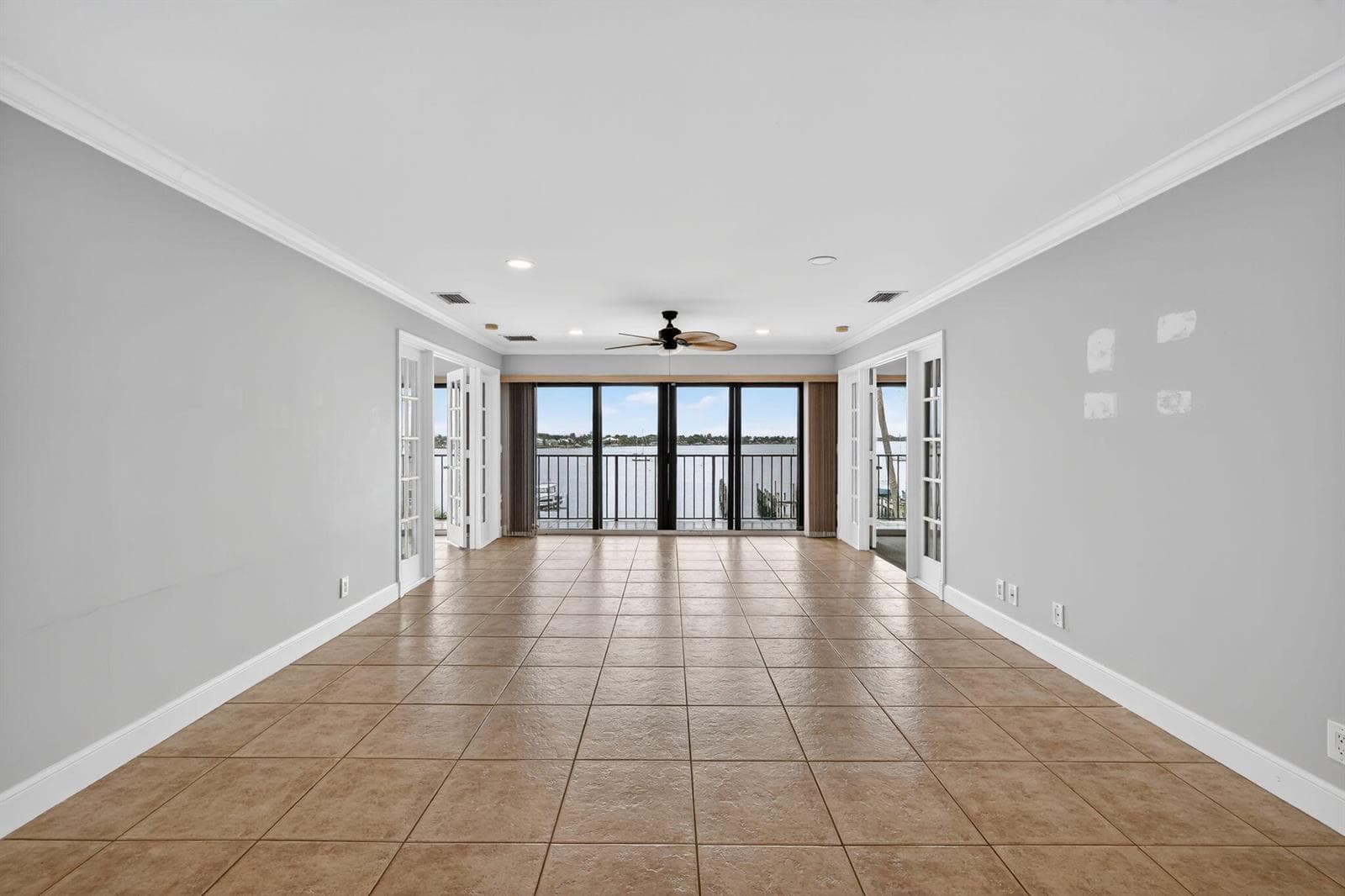 624 SW SAINT LUCIE Crescent 308 photo 22
