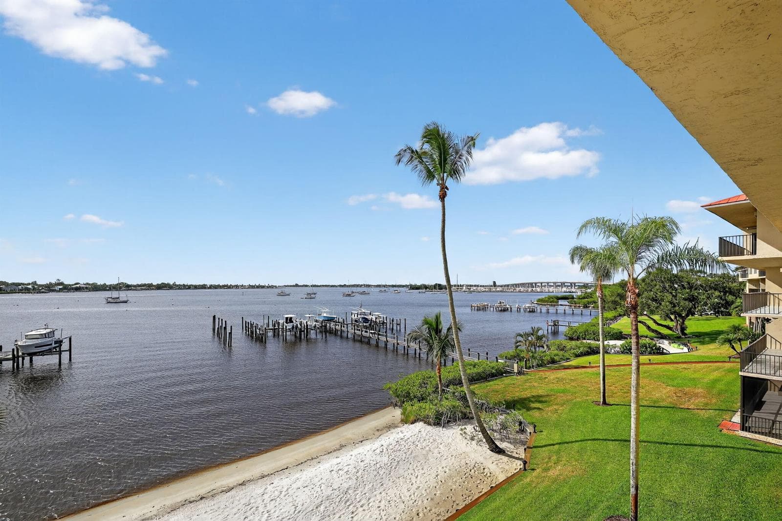 624 SW SAINT LUCIE Crescent 308 photo 14