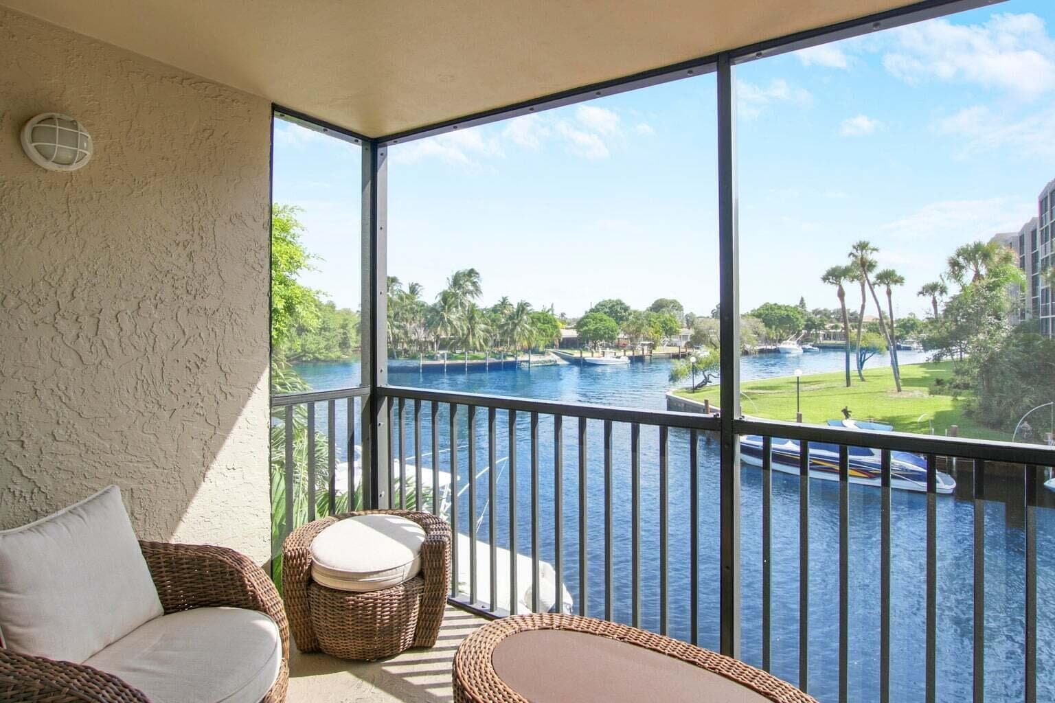 8 Royal Palm Way 2010 photo 23