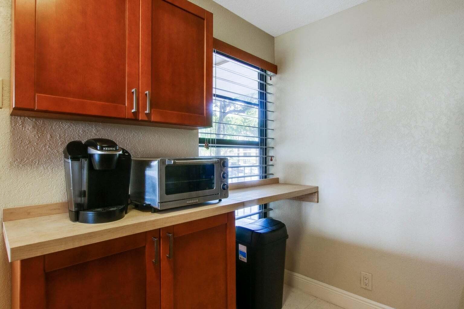 8 Royal Palm Way 2010 photo 9