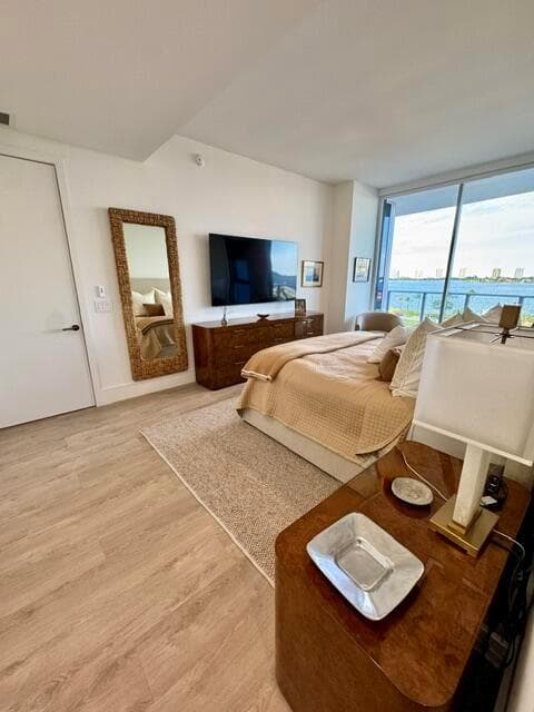 220 Lake Shore Drive 503 photo 16