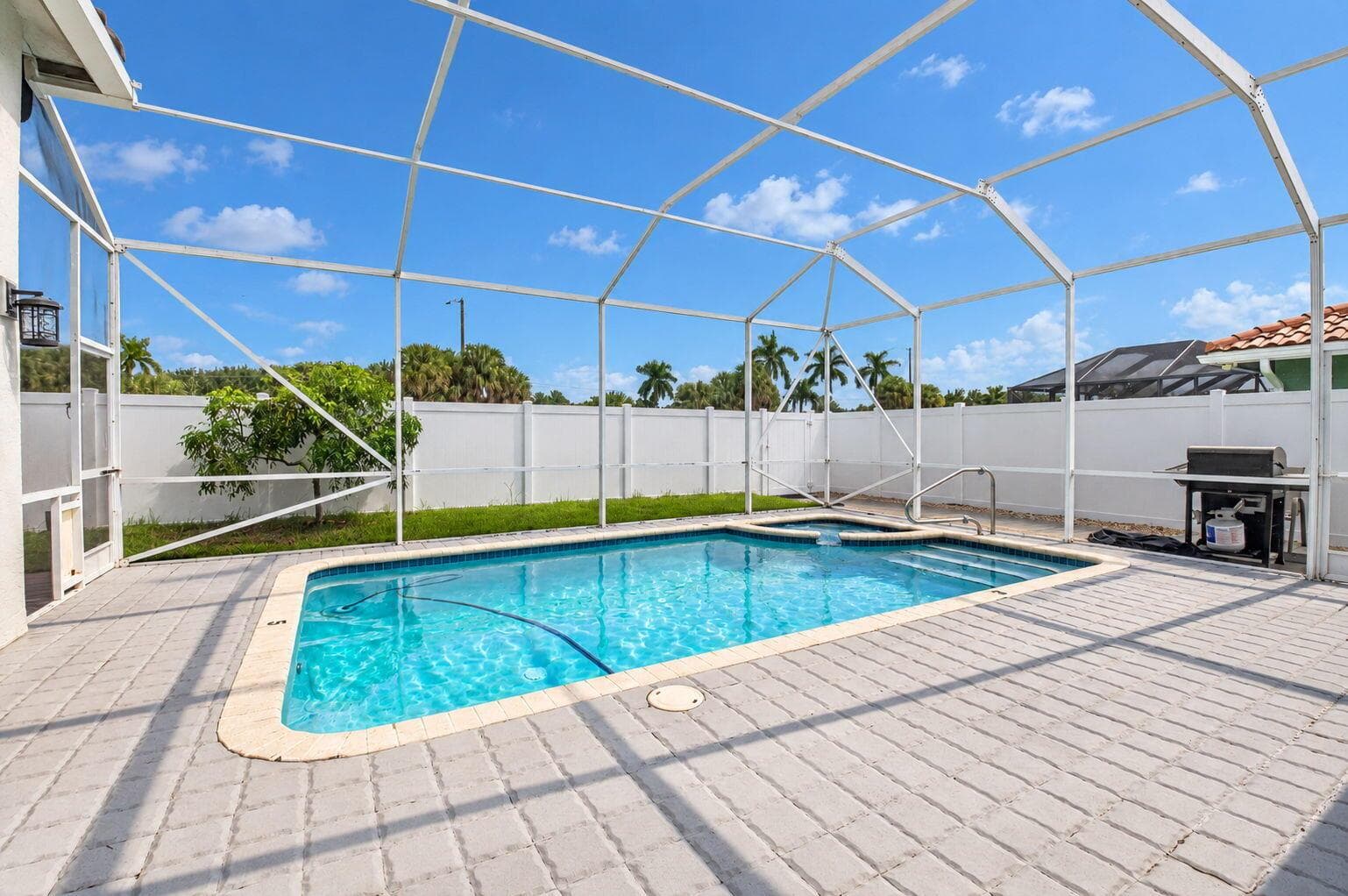 23329 LAGO MAR Circle photo 25