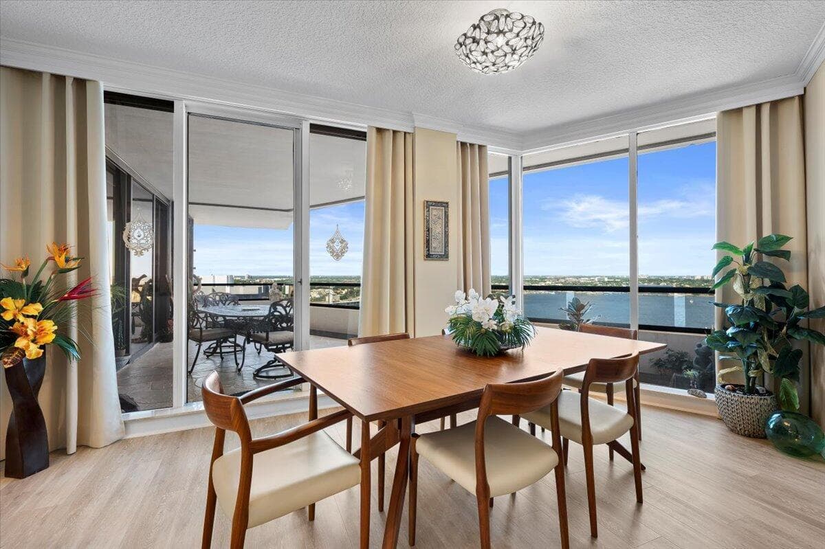 100 LAKESHORE Drive 2156 photo 10