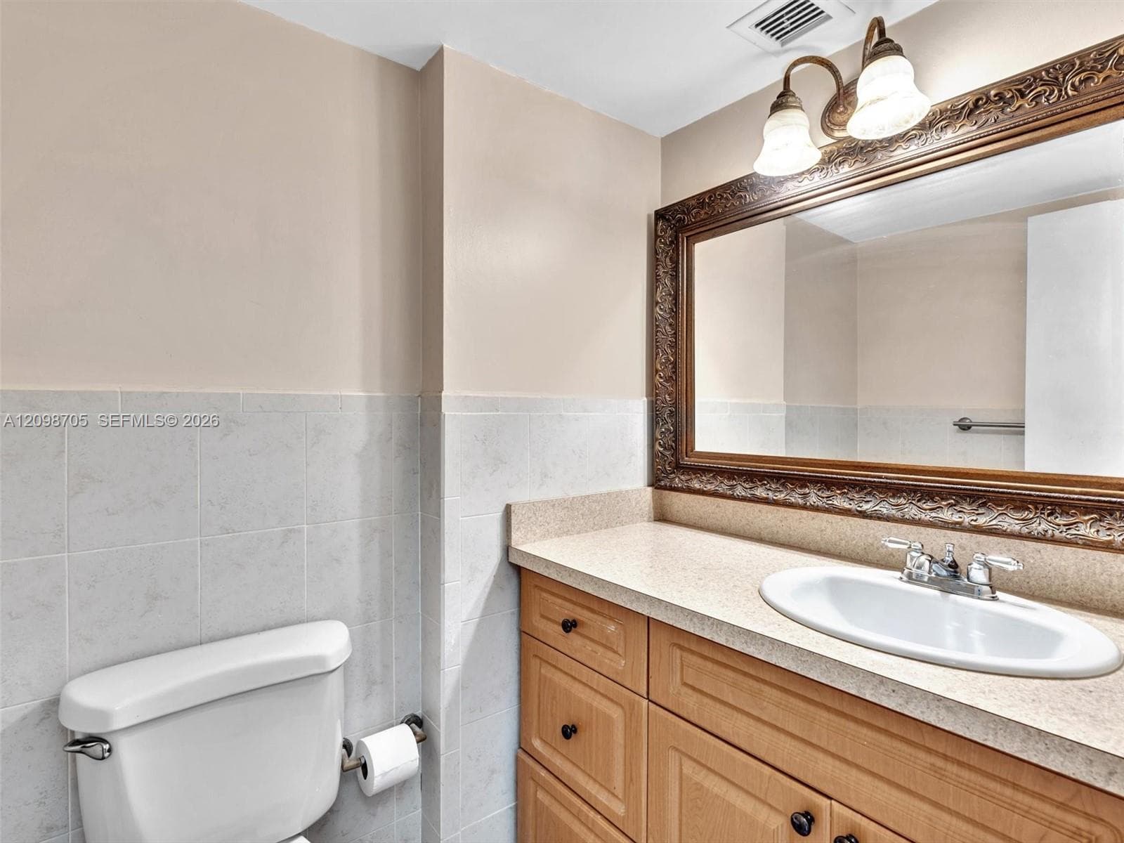 3600 NE 170th St 203 photo 11