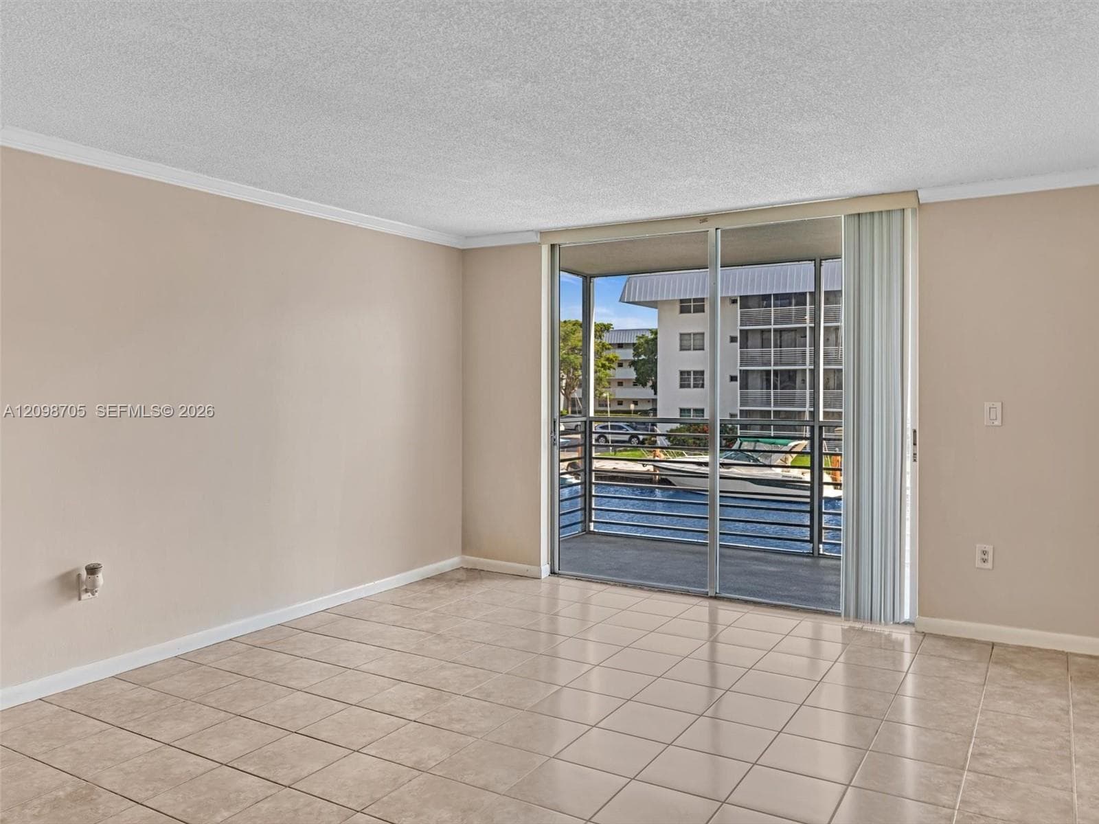 3600 NE 170th St 203 photo 19