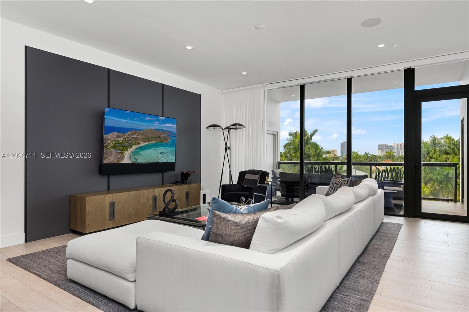 30 Isle Of Venice Dr PH3 photo 25