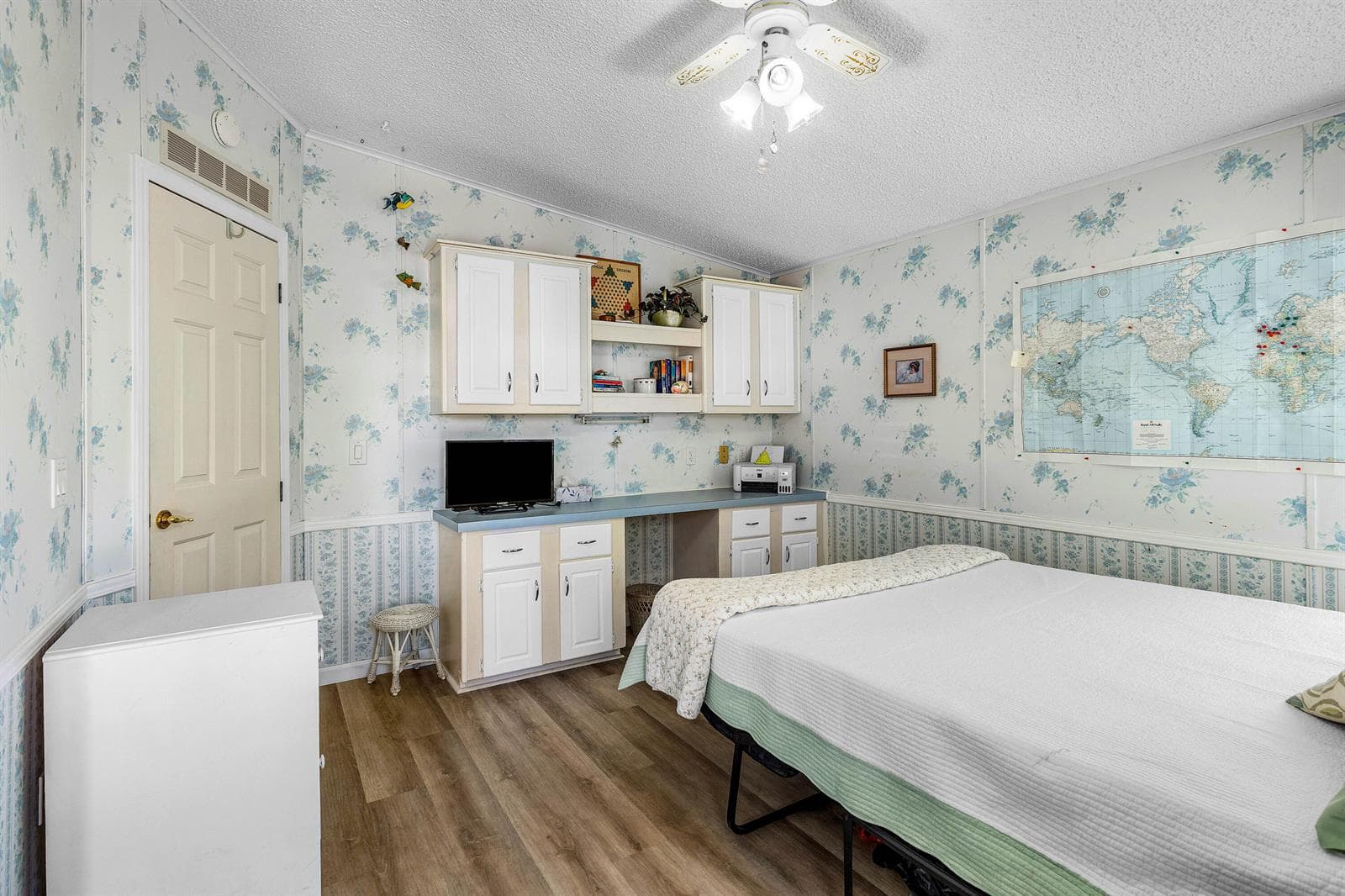 204 Mallard Drive U photo 17
