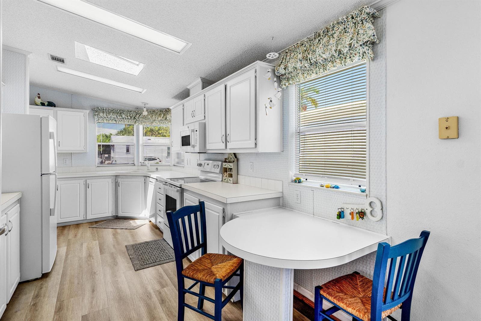 204 Mallard Drive U photo 10