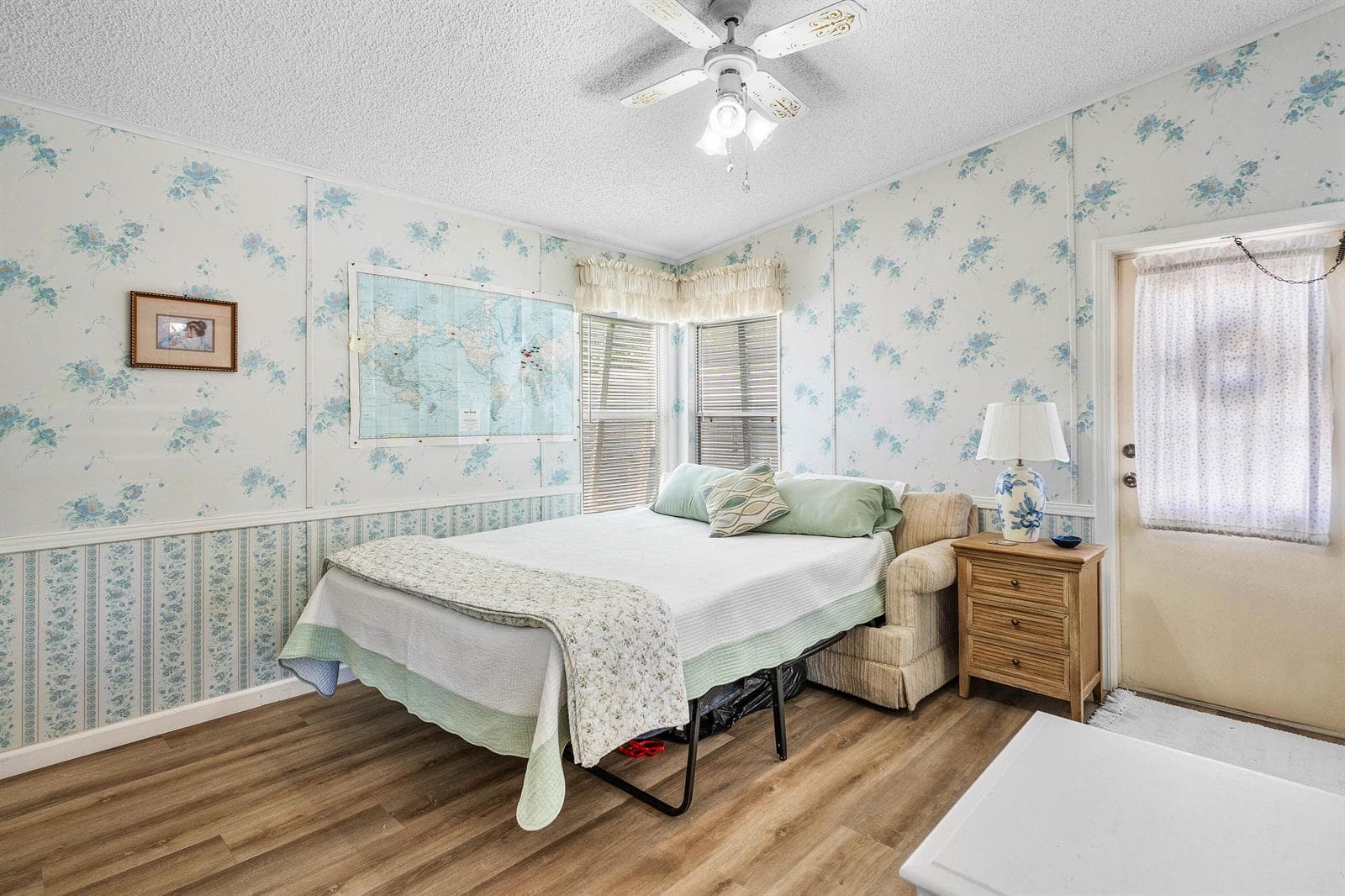 204 Mallard Drive U photo 18