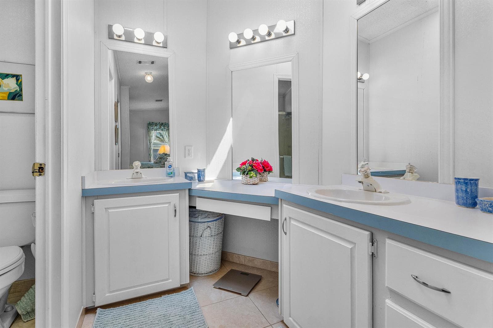 204 Mallard Drive U photo 15