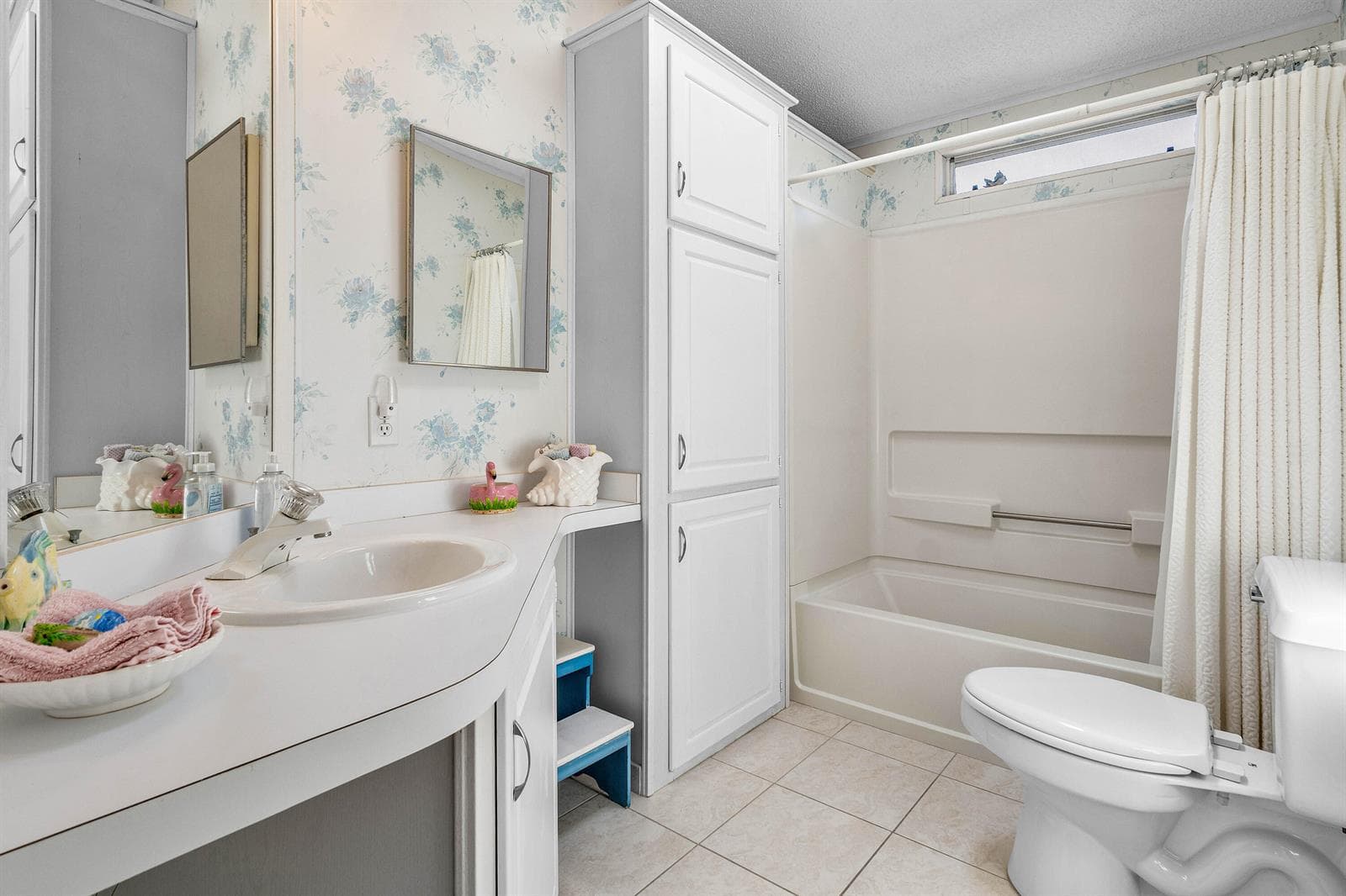204 Mallard Drive U photo 19