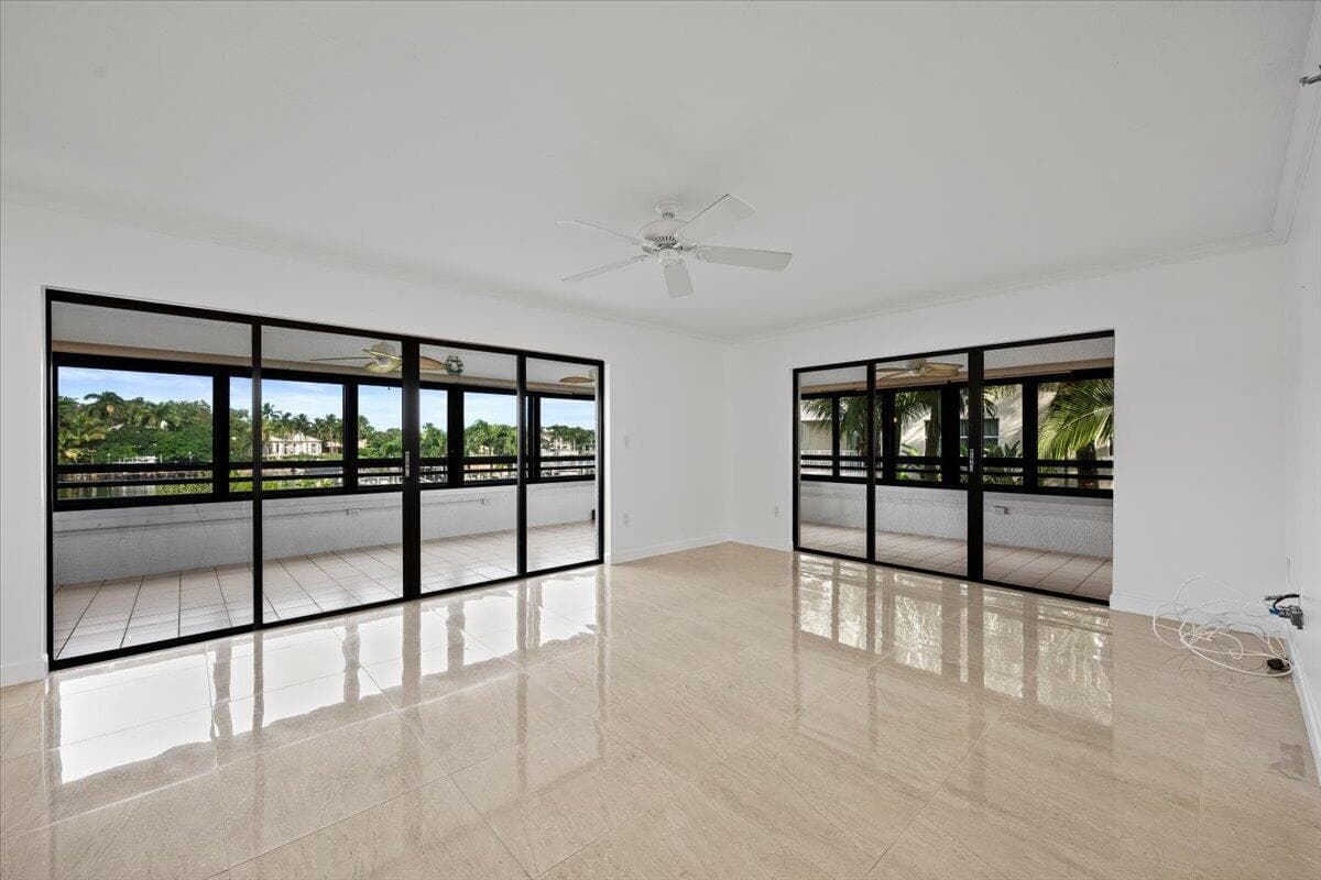 526 OAK HARBOUR Drive 526 photo 6