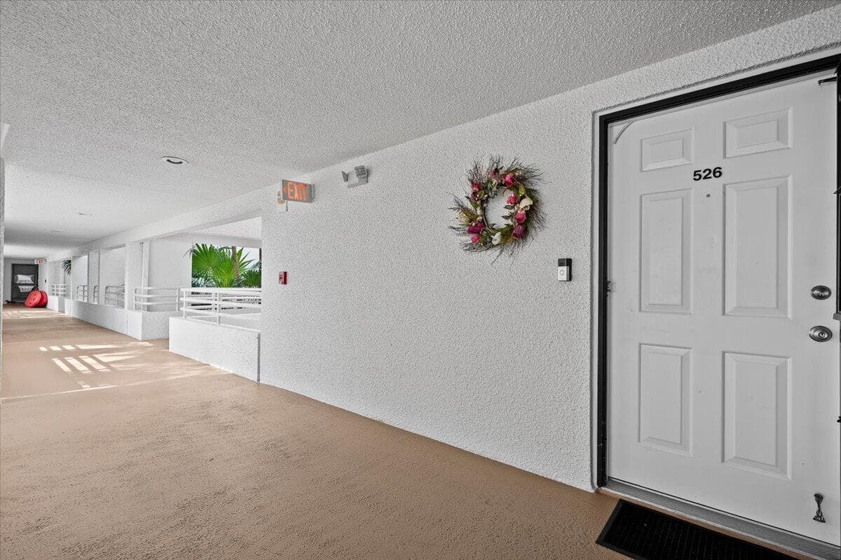 526 OAK HARBOUR Drive 526 photo 3