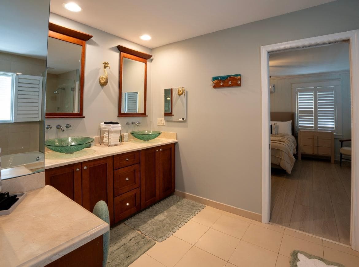 14049 PORT Circle photo 9