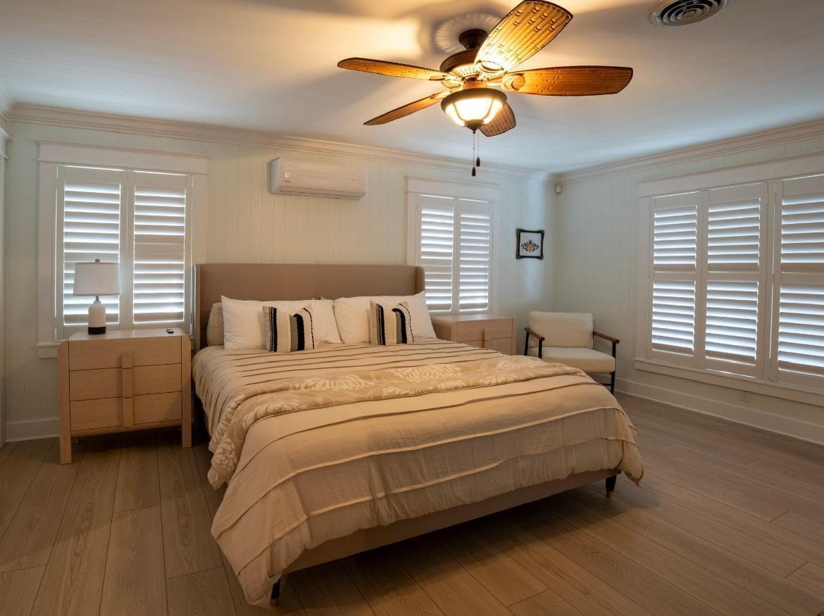 14049 PORT Circle photo 8