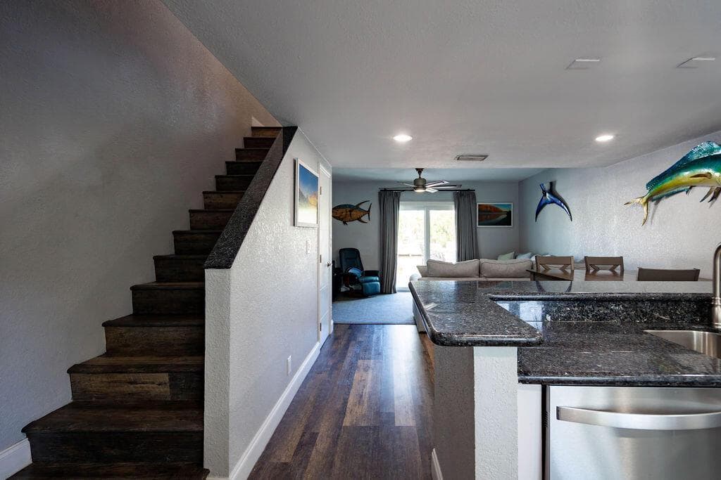 2803 NE 15TH Street 2803 photo 13