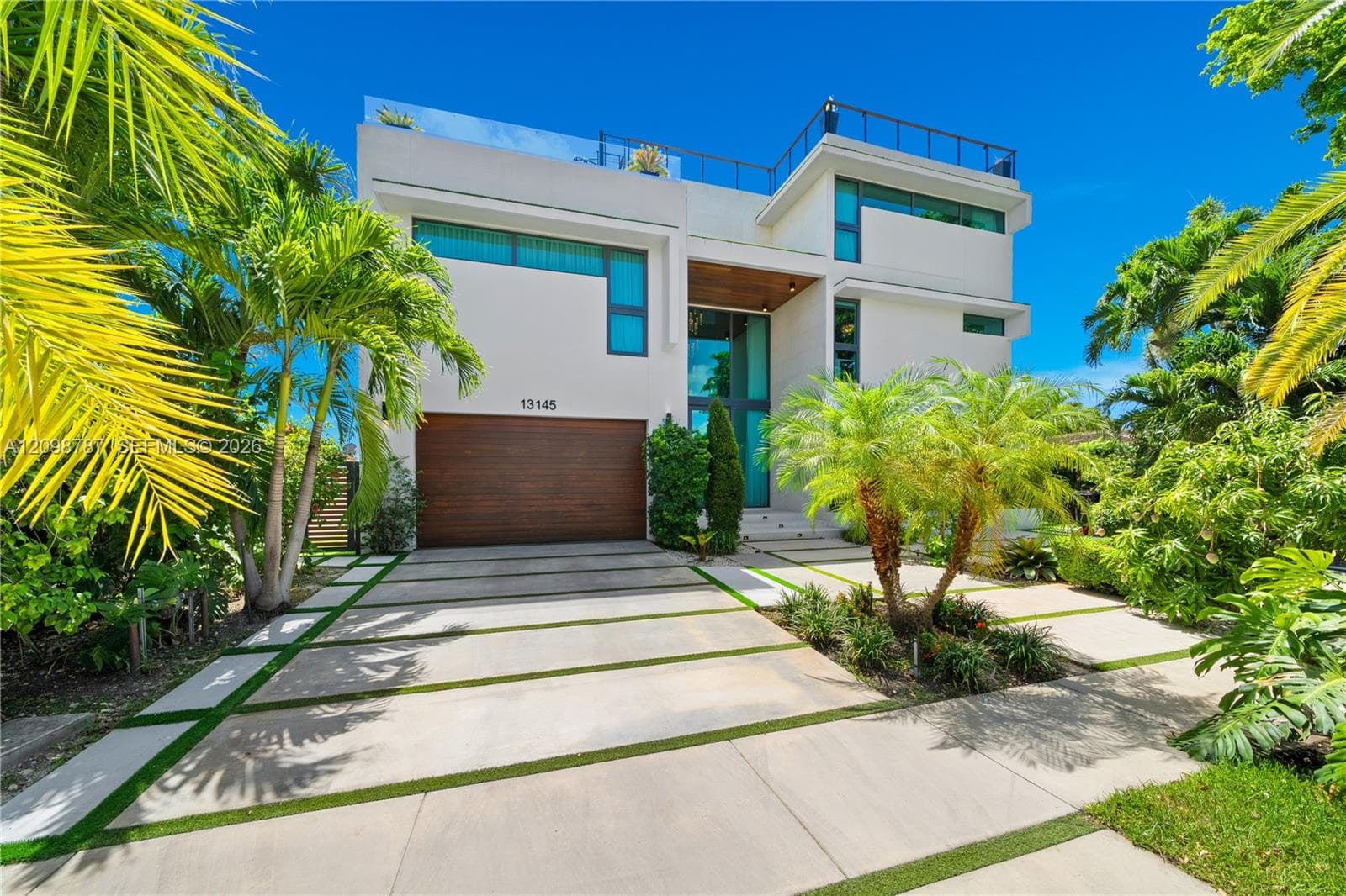 13145 Coronado Dr photo 16