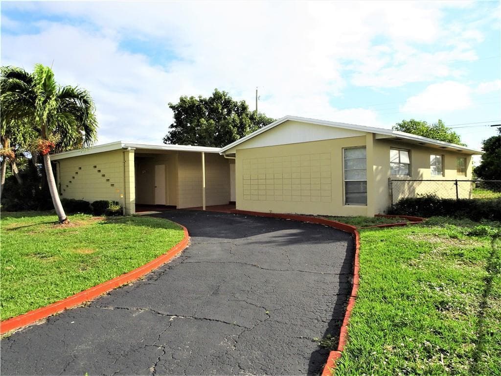 2230 AVENUE H W photo 1