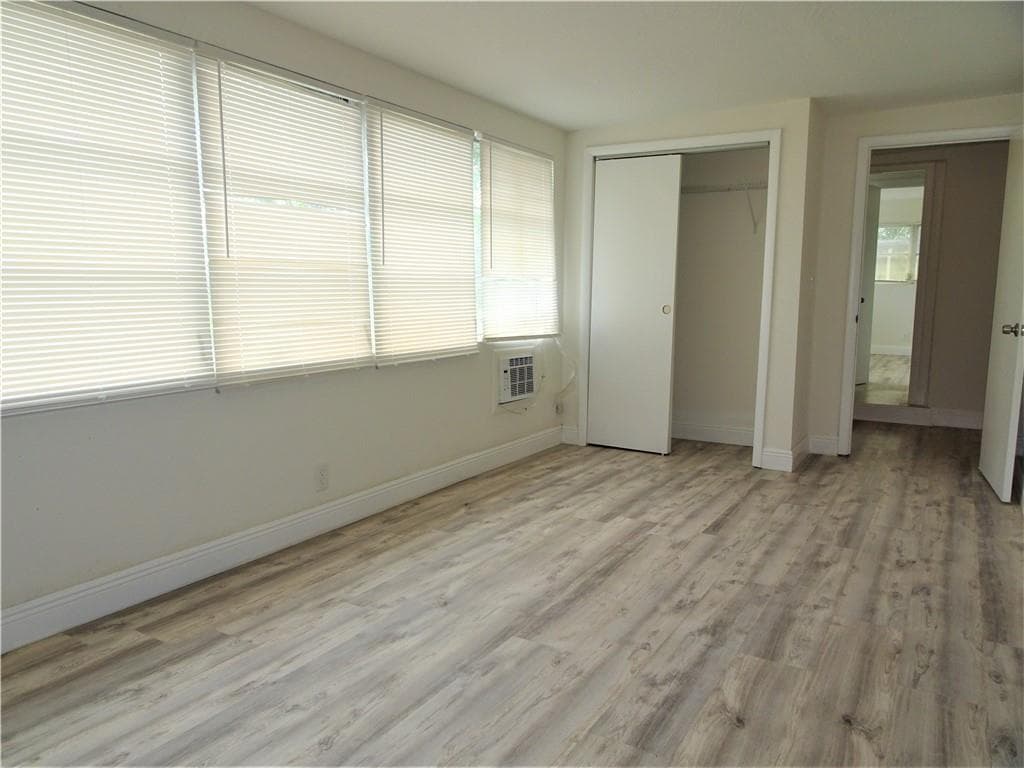 2230 AVENUE H W photo 20