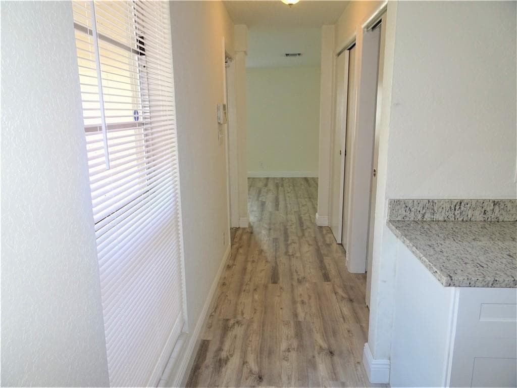 2230 AVENUE H W photo 18