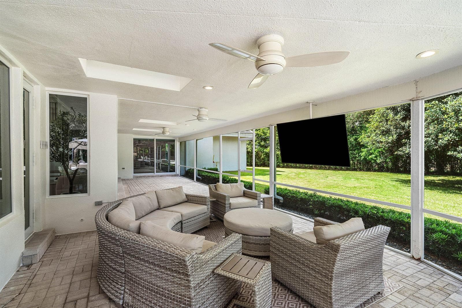 4356 Kasso Circle photo 18