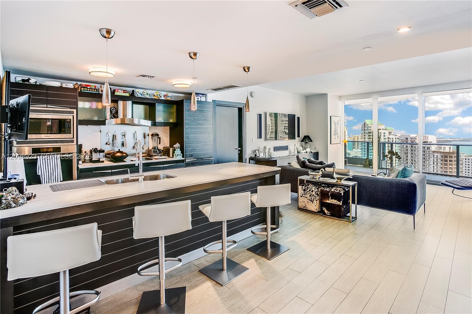 200 Biscayne Boulevard Way 4307 photo 7