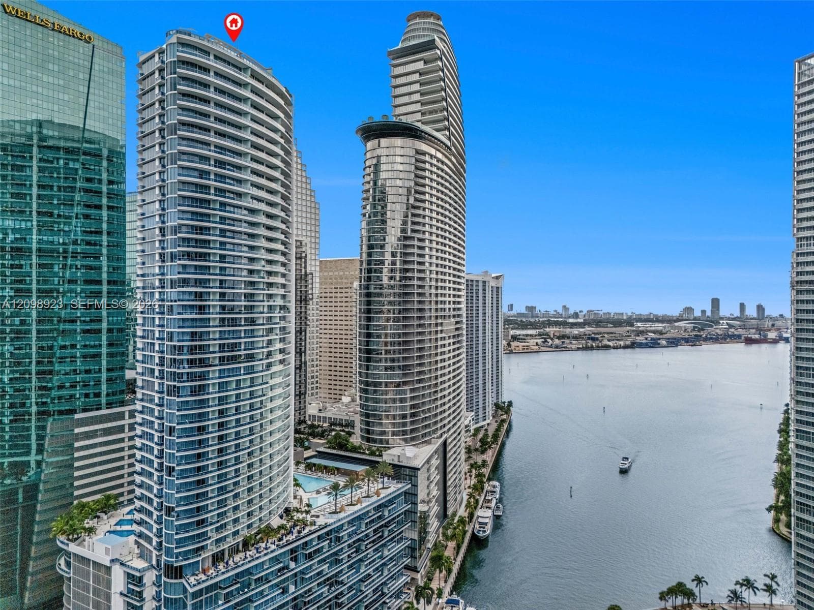 200 Biscayne Boulevard Way 4307 photo 1