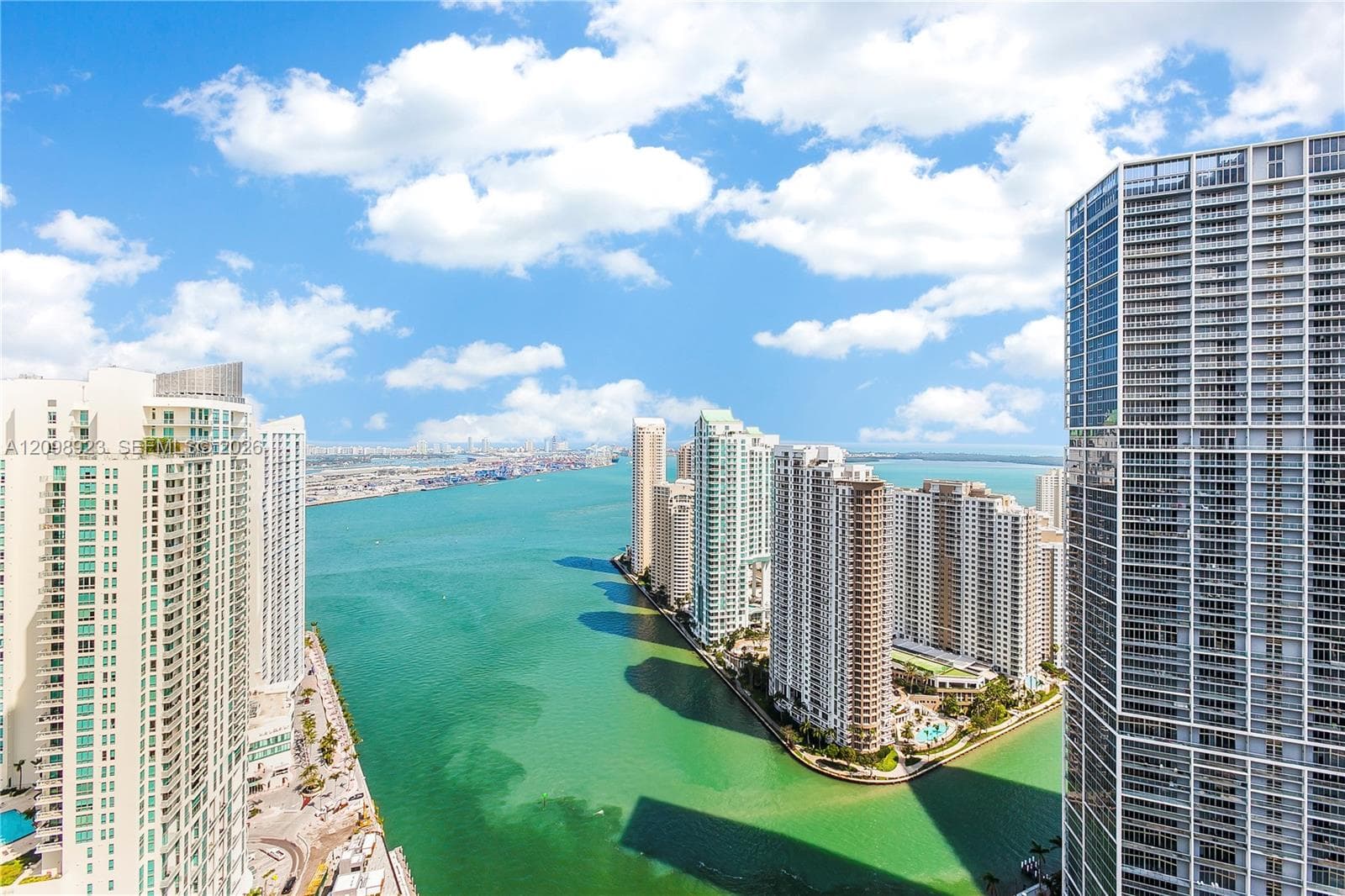 200 Biscayne Boulevard Way 4307 photo 4