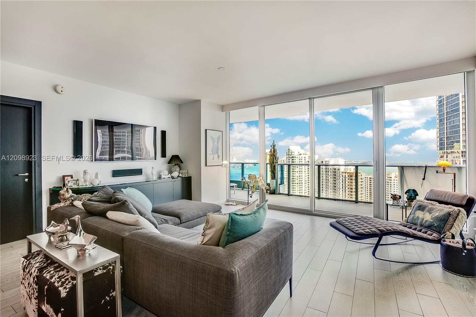 200 Biscayne Boulevard Way 4307 photo 8