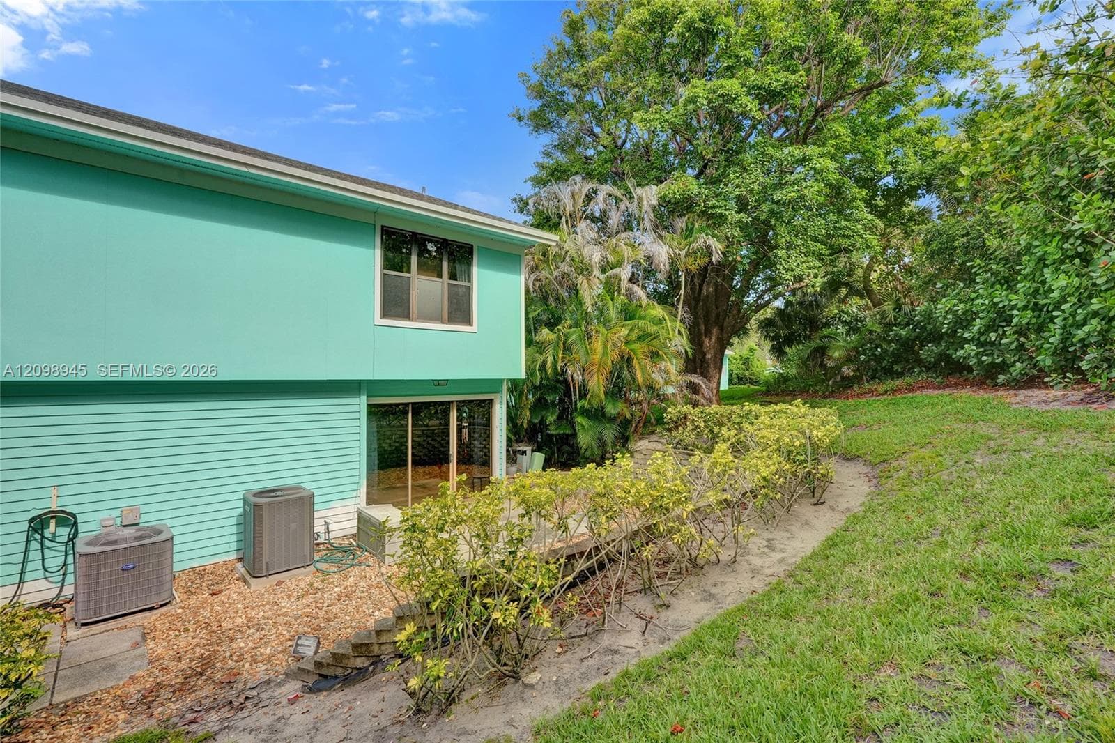 13513 Indian River Dr Drive S Corner #6-01 photo 10