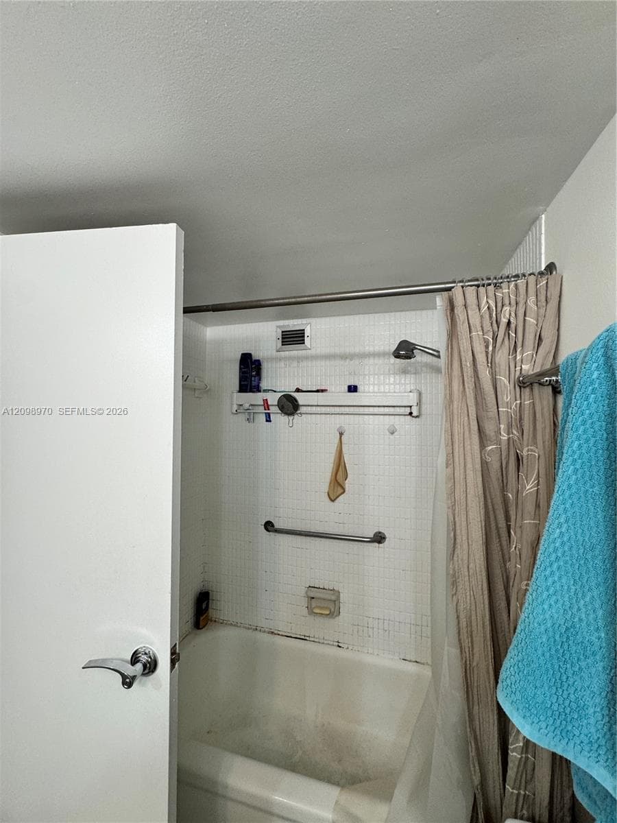 701 Three Islands Blvd 103 photo 10