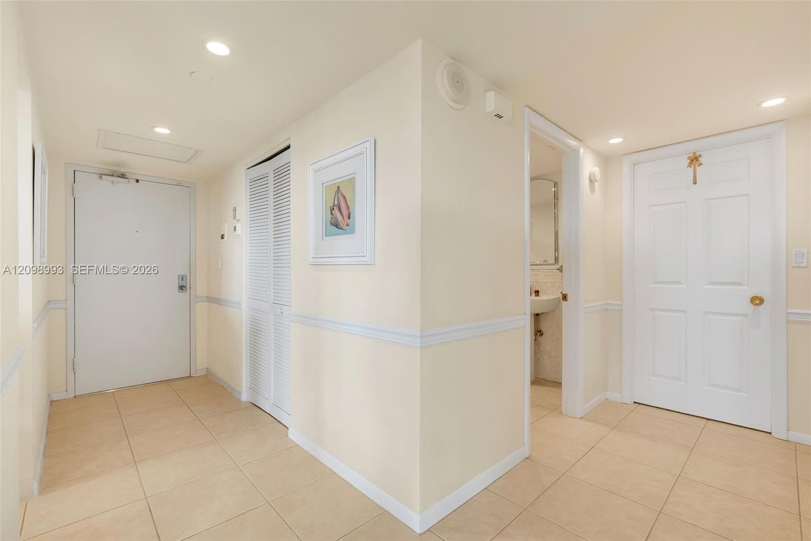 3200 Port Royale Dr N 806 photo 13