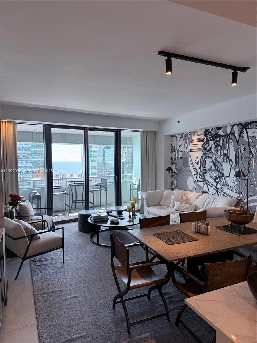 1395 Brickell Ave 3108 photo 2