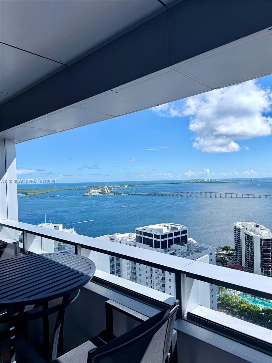 1395 Brickell Ave 3108 photo 3