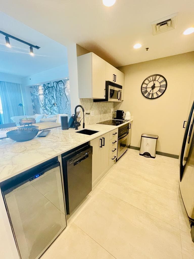 1395 Brickell Ave 3108 photo 11