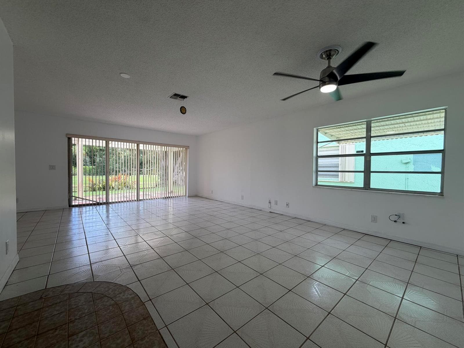 7240 Pineforest Circle photo 6