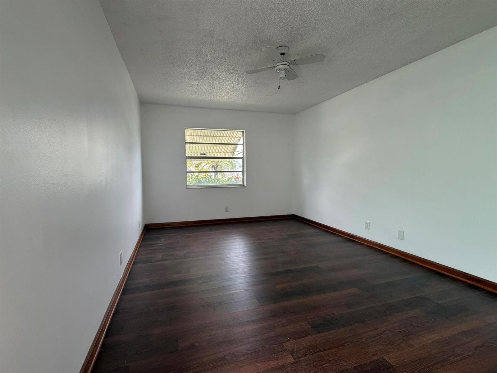 7240 Pineforest Circle photo 16