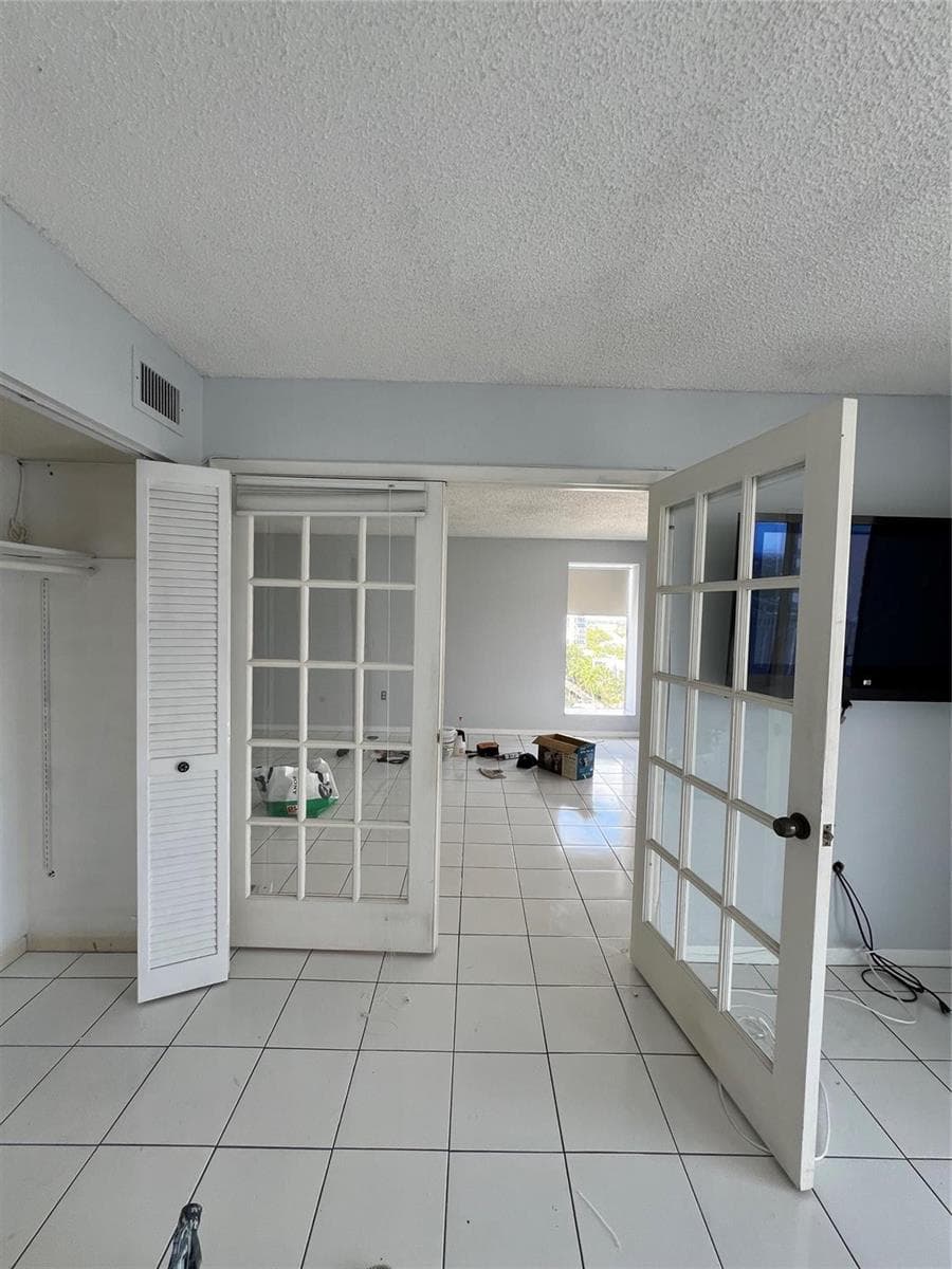 3100 NE 48th Street 805 photo 16