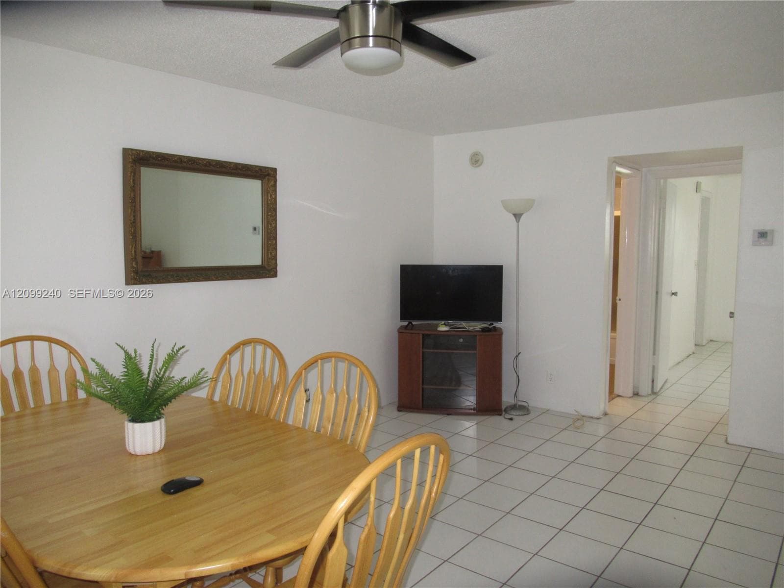 581 Blue Heron Dr 309-B photo 2