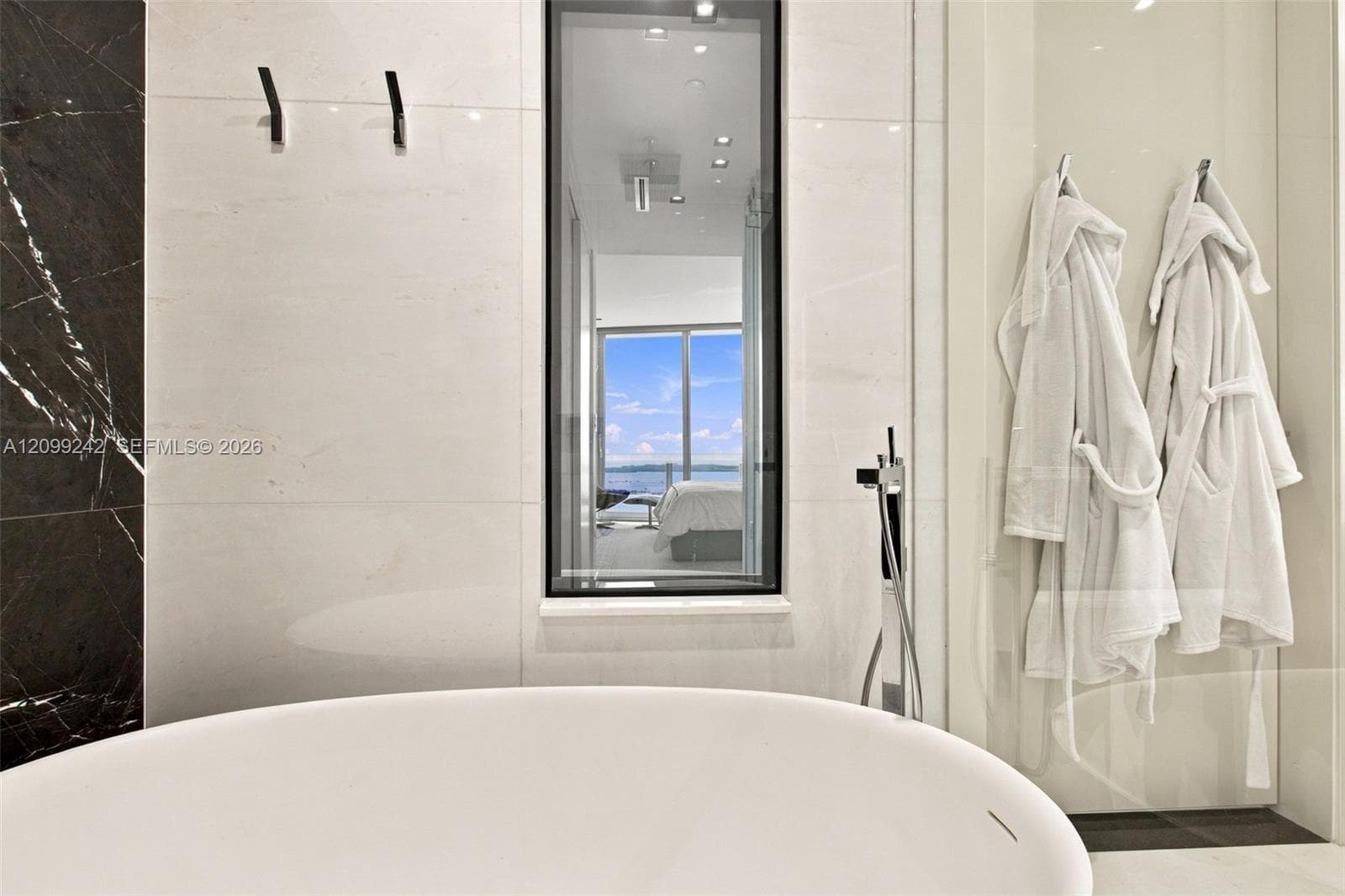 300 Biscayne Blvd Way 5105W photo 16