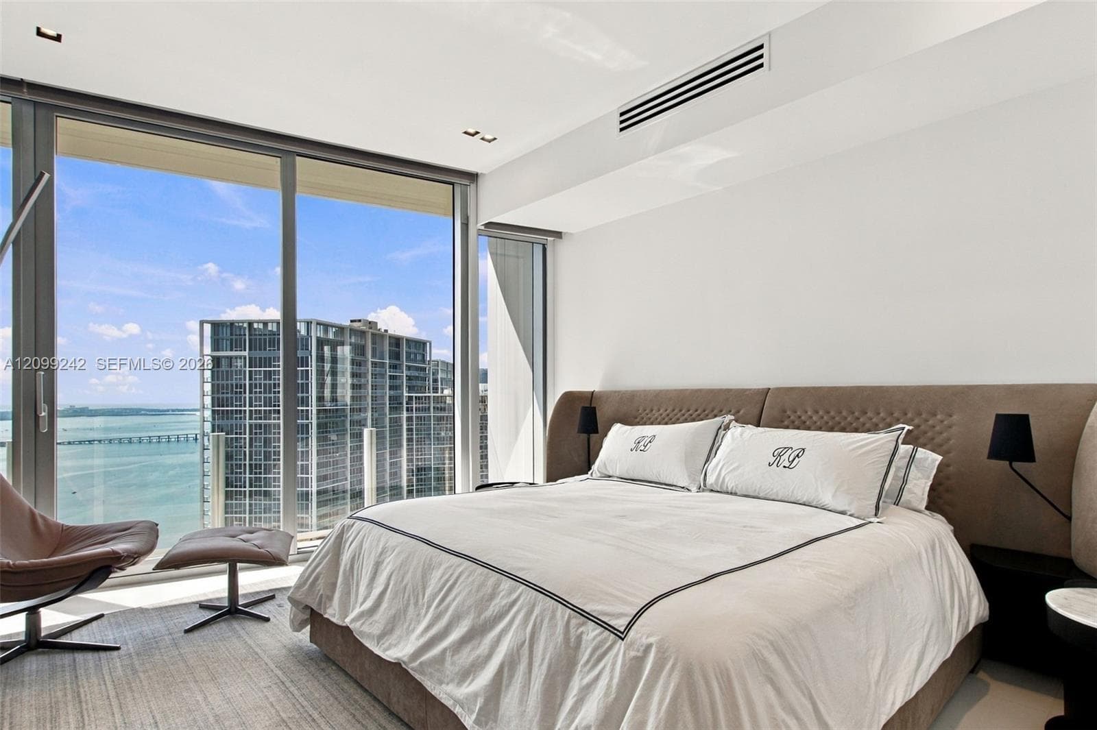 300 Biscayne Blvd Way 5105W photo 12