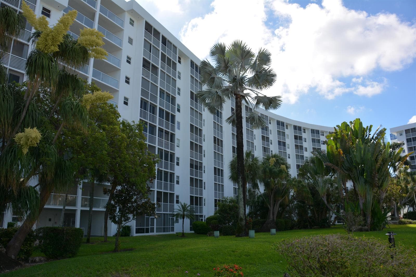 2731 NE 14th Street Causeway 629 photo 13